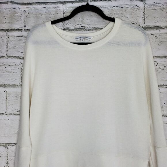 Cupcakes & cashmere cropped white soft sweatshirt small - Picture 6 of 7